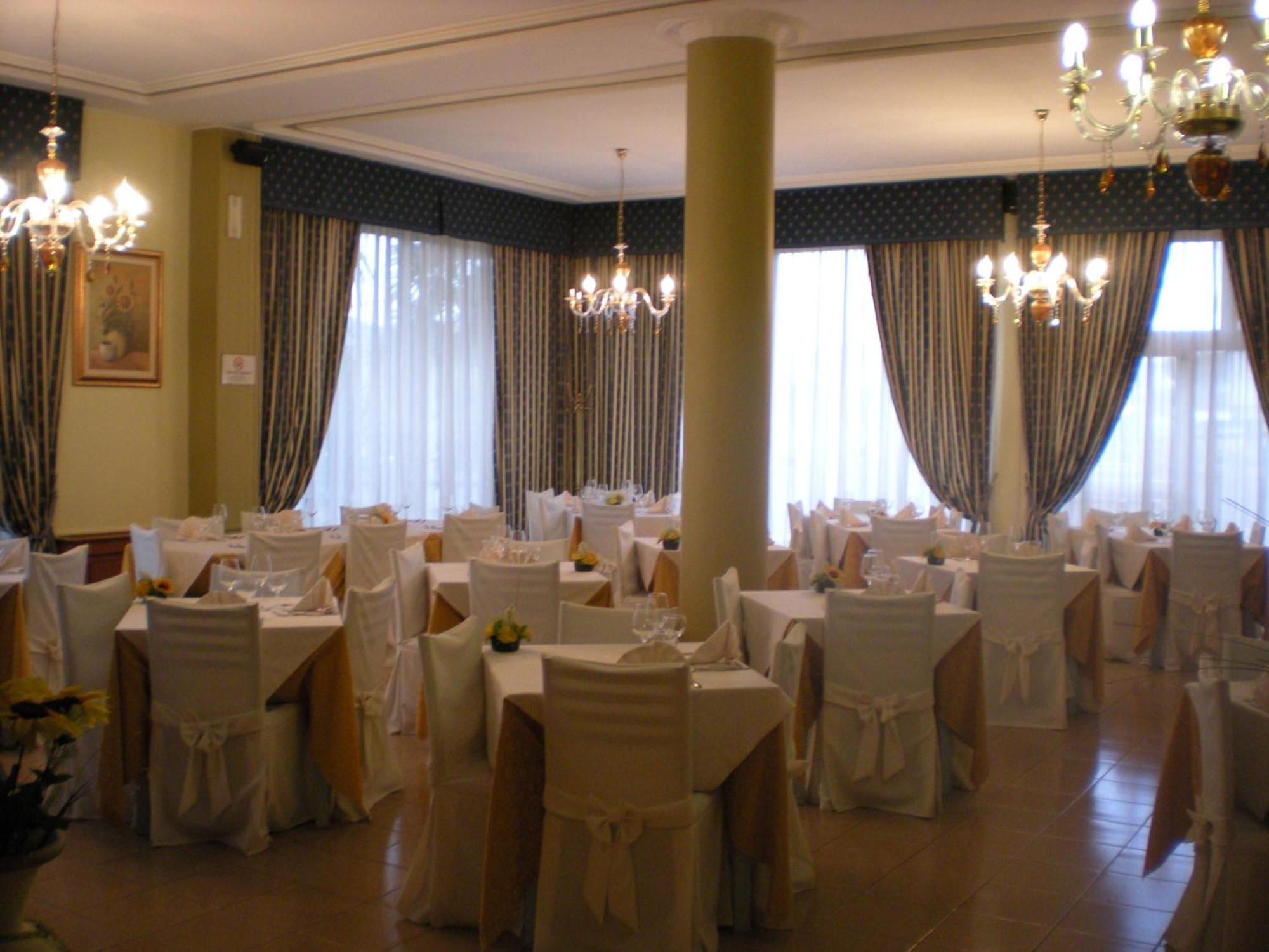 Cristal Hotel Manocalzati Extérieur photo