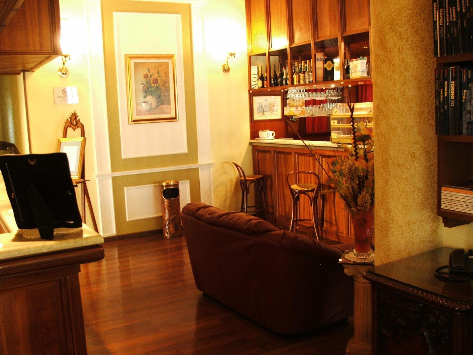 Cristal Hotel Manocalzati Extérieur photo