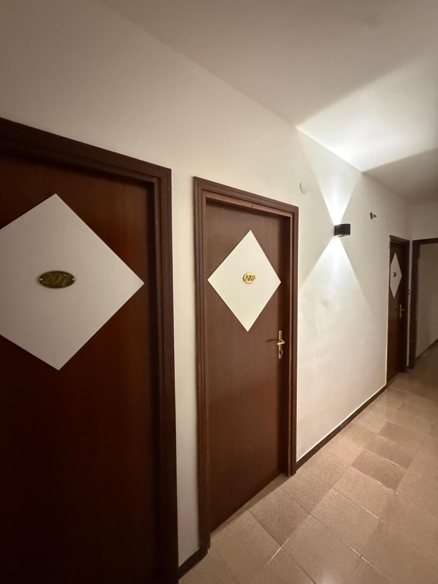 Cristal Hotel Manocalzati Extérieur photo
